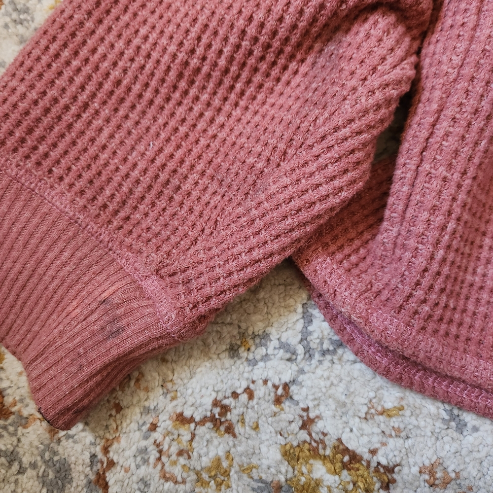 Old Navy Waffle Knit Henley Sweater in Dusty Rose Pink - Picture 3 of 6